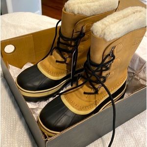 Sorel CARIBOU waterproof SIZE 9 BRAND NEW